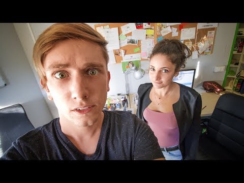 A WOMAN AT SLIM DOGS - Dry Dog