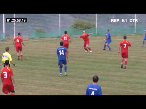 Gól Denisa Cepláka (autor: Karol Krist)