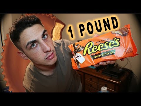 GIANT REESE CUP "2,280 CALORIES" MUKBANG