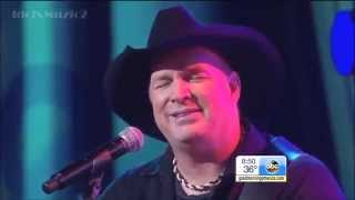 Garth Brooks Performs Mom From Man Against Machine on GMA
