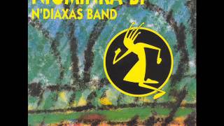 Niominka Bi N'Diaxas Band - Mama Rog (1993)