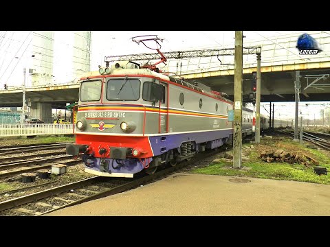 060-EA2 42-0302-8 & IR1692 Timișoara Nord-București Nord in Gara Nord Station - 18 February 2021