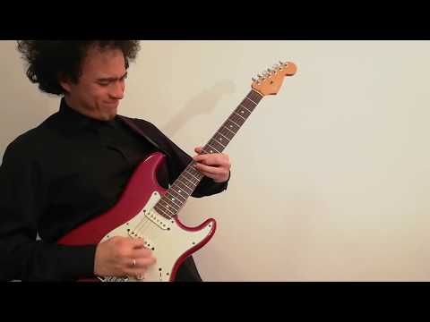 Cecilio Perera plays Vivaldi Summer-Presto with e-guitar