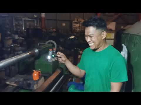 Align Boring of Sleeve for Propeller Shaft using Sprocket as ToolHolder