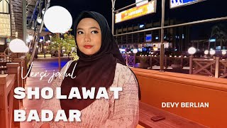 Download lagu SHOLAWAT BADAR ( versi jadul  )BY DEVY BERLIAN mp3