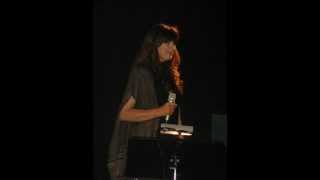 Alice - "L'auto corre lontano, ma io corro da te" (1995)