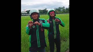Download lagu Story Wa Ojol Lucu Joget Tiktok di Tengah Sawah mp3 Download lagu Story Wa Ojol Lucu Joget Tiktok di Tengah Sawah mp3