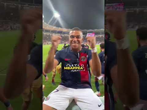 Nećeš verovati šta je Ronaldo nosio u ovom videu.