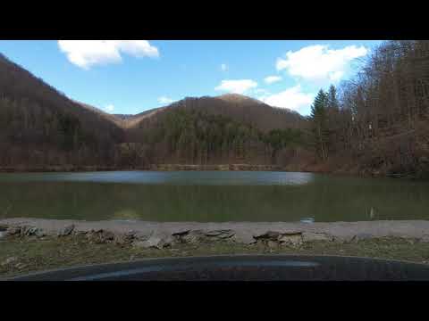 Prin nămol la tăul Făerag. Touareg 7l 2.5