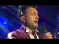 De mooiste kerstnummers live gezongen in de studio van Omroep Flevoland