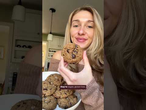 Megan'S Delicious Chocolate Chip Oatmeal Cookies
