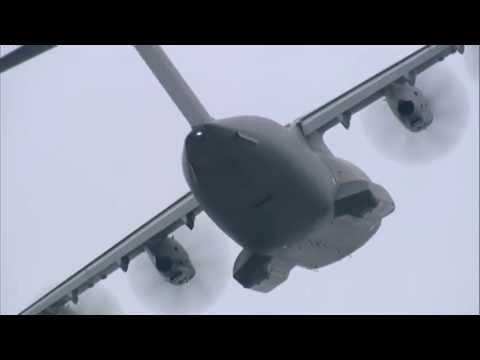 Paris Air Show 2013 - Friday 21 June, Airbus A400M Flying demo - uncut version