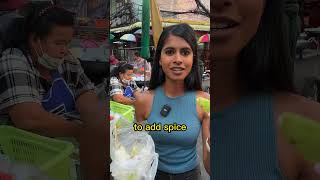 Eating $0.50 Farang Fruit in Bangkok, Thailand 🇹🇭