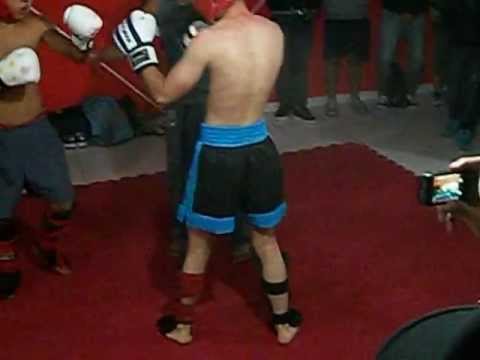 evento de luta Muay Thai  Stell Body (Tiago VS Cleber) parte3