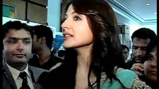 Anushka Sharma tackles questions on Ranbir Kapoor