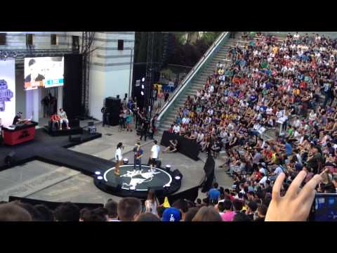 Arkano vs El Truco - Octavos - Semifinal Madrid - Red Bull Batalla de los Gallos 2014 (SubOficial)