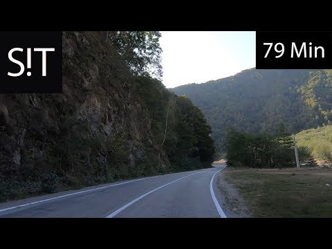 De La Brezoi Catre Obarsia Lotrului Judetul Valcea In Trafic Pe DN7A