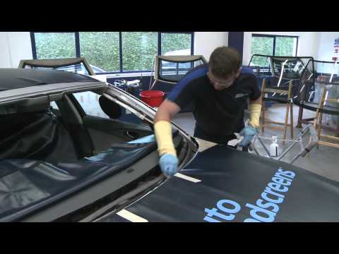 How to Replace a Windscreen in One Minute - Auto windscreens