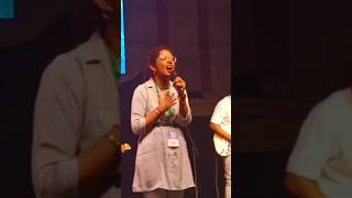 Download lagu Tu Bade, Main Ghatu ✝️ | Shelly Reddy.. #shorts #youtube #viral #yeshumasih mp3