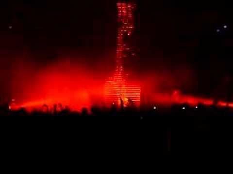 Nine Inch Nails - Closer (Live)