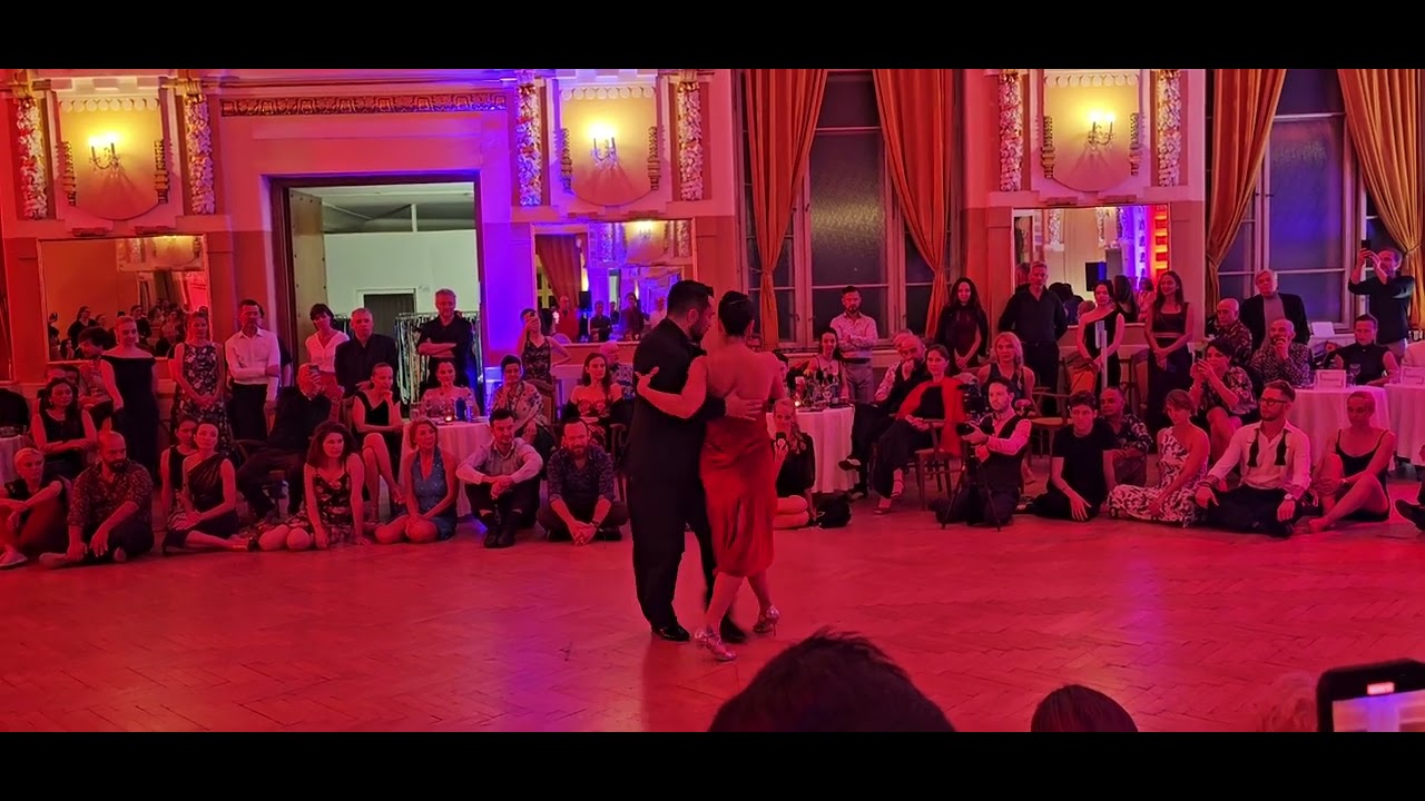 Jonathan Saavedra y Clarisa Aragon no Bratislava Tango Festival em 30/09/23 - IV/V