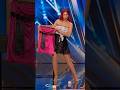 She Changed Outfits In 1 Second