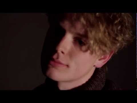 HUNGER TV: FREDDIE FOX - FANTASTIC MR FOX