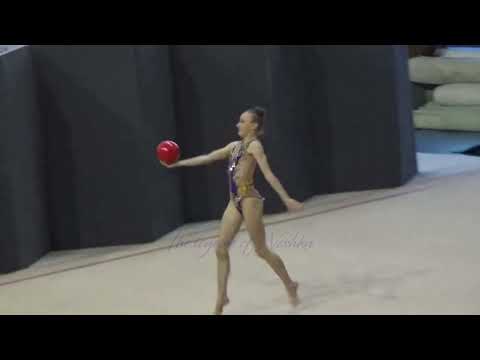 Lily RAMONATXO ballon - 2022 Revue d'effectifs à Thiais (février)