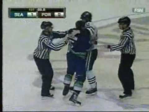 Brenden Dillon vs Oliver Gabriel
