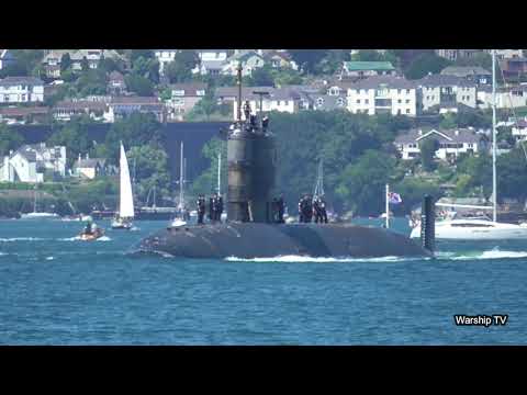 HMS TRENCHANT S91 LEAVES DEVONPORT NAVAL BASE AT NORTH CORNER PONTOON - 30th July 2020
