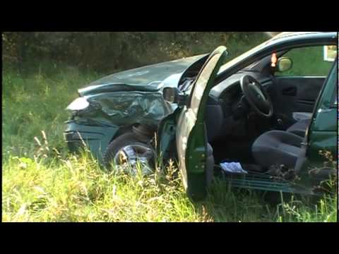 Zderzenie renault i mercedesa w Dobromilu