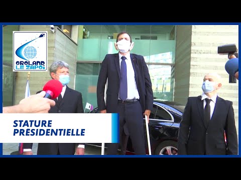 Stature présidentielle - Groland - CANAL+