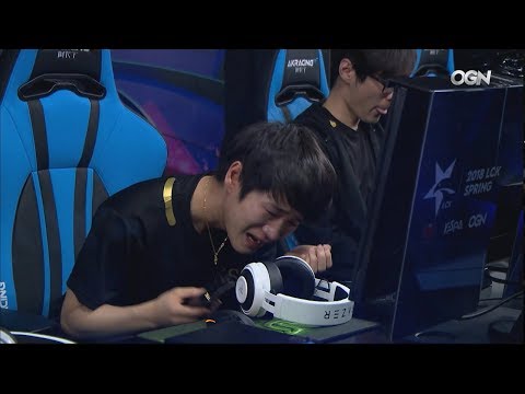 Crown Breaks Down Crying After Losing to Kingzone