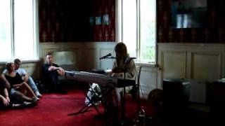 Anna von Hausswolff: Pills at Shanghai, Gamleby