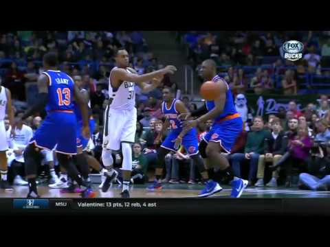 DOWN GOES PORZINGIS!