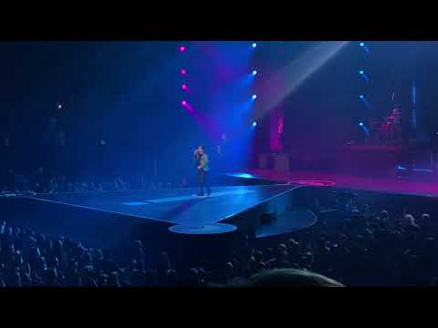 "Hallelujah" - Panic! At The Disco live in Nashville