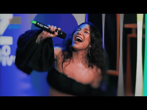 PRISCILLA ALCANTARA - Misery Business ft. Di Ferrero e Lucas Silveira