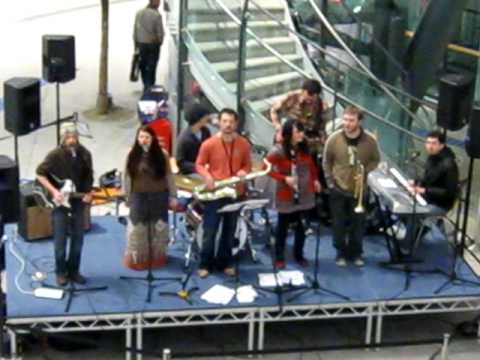 NI SOUL TROOP @ VICTORIA SQUARE