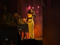 Amel Bent Je reste seule Comme tous les soirs Le droit à l'erreur et Le mal de toi Live Montpellier