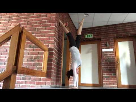 W9D6 Handstand