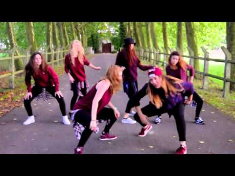 Azaka Crew | Maître Gims Ft. Niska - Sapés comme jamais | Chorégraphie by Sophie Delmaere