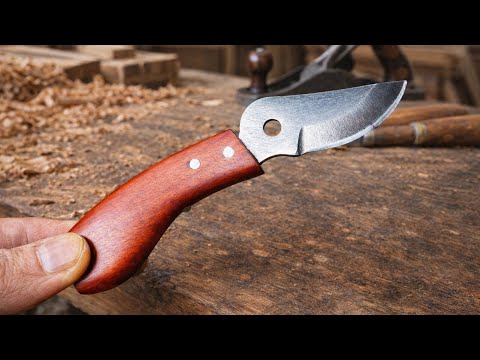 From Broken Pruning Shears to a Handmade Knife