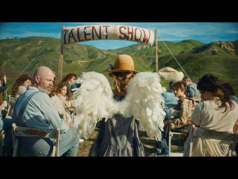 Linda Perry - Beautiful (Official Music Video)