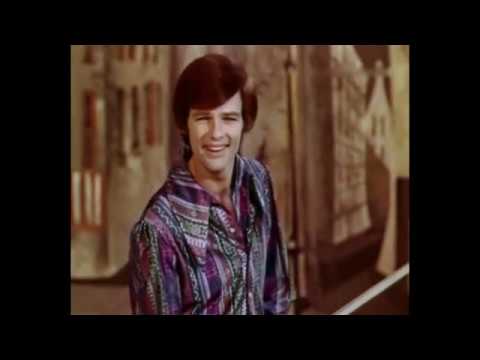 Dean Reed - A Pair of Scissors [Soviet TV 1970]
