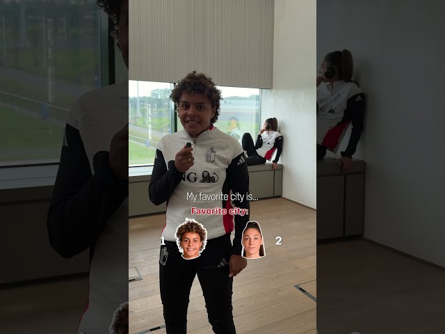 Looks like these two know each other pretty well… 👀