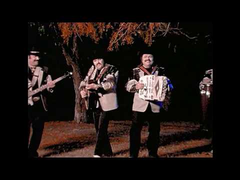 Ramon Ayala Y Sus Bravos Del Norte - Solo Una Patada (Video Oficial)