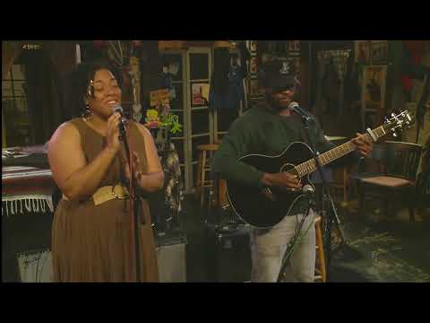Lauren Evans x Sergio Snow “Glimmers” LIVE @ Kulak’s Woodshed