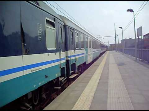 Exp 1622 Villa S.G.- Milano S.C. con 25 min di anticipo...Transita alla stazione di Mi Romolo RFI