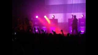 Sleigh Bells -- End of the Line (Pomona 4-4-2012)