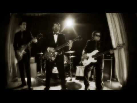download lagu mp3 mp4 Blues Decker, download lagu Blues Decker gratis, unduh video klip Download Blues Decker Mp3 dan Mp4 Music Online Gratis